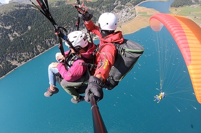 Paragliding Tandem Flights in Engadin - What happens before takeoff