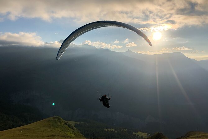 Paragliding Tandem in Switzerland - The takeoff: a short burst of adrenaline