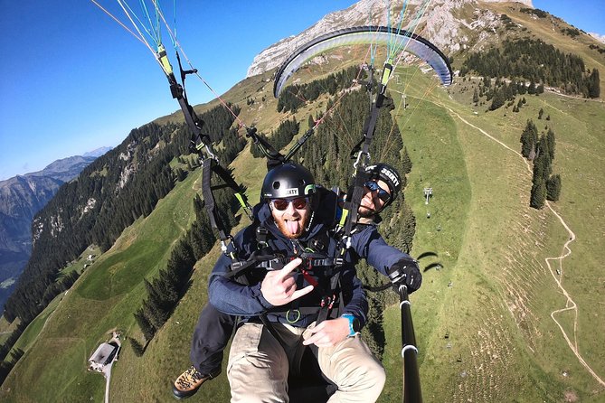 Paragliding Tandemflight Lucerne - Engelberg - Pilatus and Mount Rigi in the wider panorama