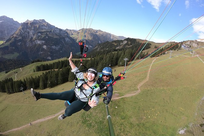 Paragliding Tandemflight Lucerne - Engelberg - Brunni-Bahnen Engelberg and the approach to launch
