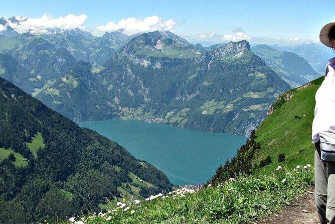 Peak to Peak Private Hiking Tour from Lucerne - What the private format adds