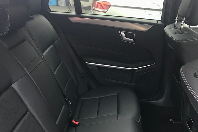 Private Arrival Transfer: from Zurich Airport to Sankt-Moritz - What the private format means for your group