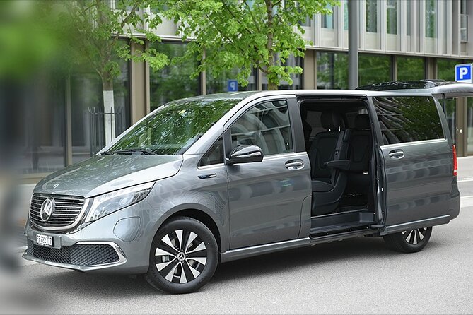 Private Arrival Transfer: from Zurich Airport to Zurich City - From Zurich Airport arrivals to your hotel door