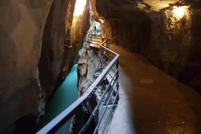 Private Day tour from Interlaken: Lake, Gorge & Waterfall - Why this private day works well from Interlaken