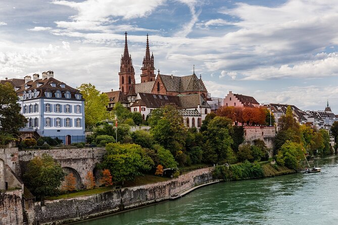 Private direct transfer: Zurich to Basel, English-Speaking driver - Key points at a glance