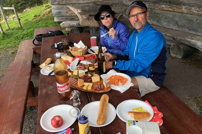 Private Guided Hike on Mt. Rigi with Farm Visit and BBQ - Cruising back to Lucerne by boat