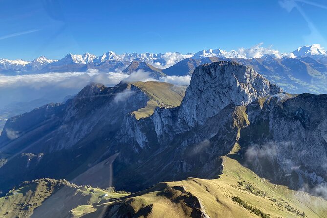 Private helicopter flight to Stockhorn mountain, with view to the Swiss Alps - Bern, Belp Berg, and the return flight