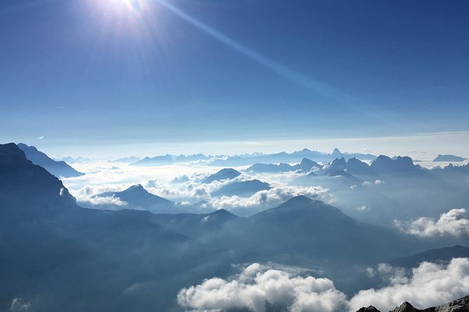 Private helicopter tour to Jura and Seeland - a beautiful sightseeing flight - Chasseral, the Jura’s high point and a useful compass