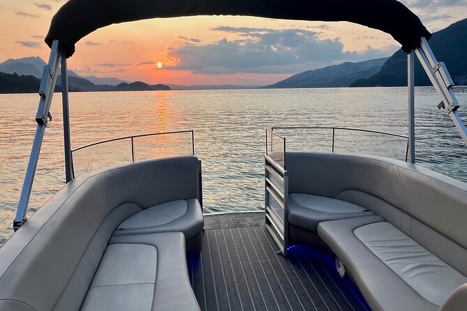 Private Sightseeing Boat Trip on Lake Thun, Interlaken - Cruising toward Schloss Spiez