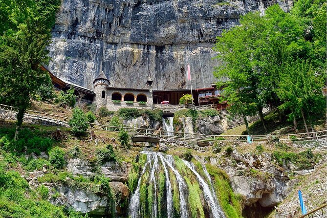 Private Tour to Swiss Capital, Castles & Lakes by Car from Zurich - Thun, the strongest castle-town stop