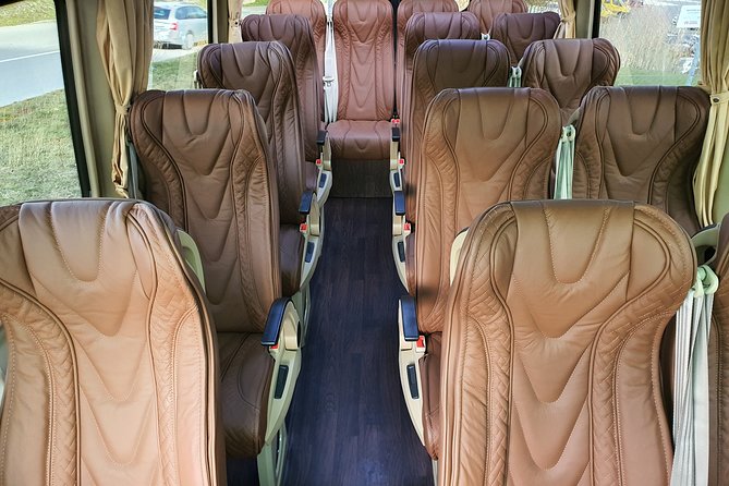 Private transfer from Bern City to Zurich Airport - Child seats and winter sports equipment