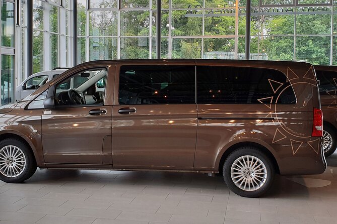 Private Transfer from Grindelwald to Zurich Airport - What happens at pickup