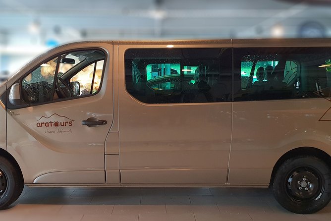Private transfer from Lucerne to Zurich Airport - The one-hour ride to Zurich Airport