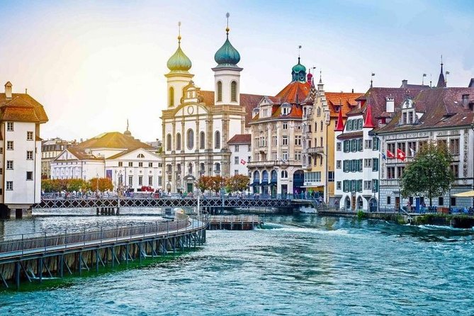 Private Transfer: Lucerne to Zurich Airport ZRH by Luxury Van - Booking details that can prevent trouble