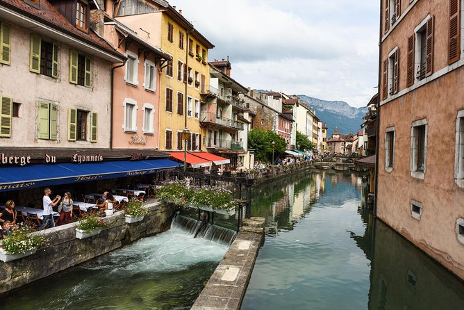 Private Trip from Geneva to Annecy in France - Visiting Château d’Annecy