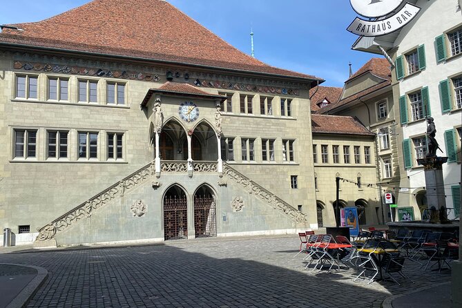Self-Guided Audio City Tour in Bern - Mosesbrunnen and Parliament show Bern’s public face