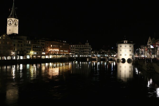 Self-Guided Audio Tour to the Dark Side of Zurich - The Limmat and the story of Elsbeth