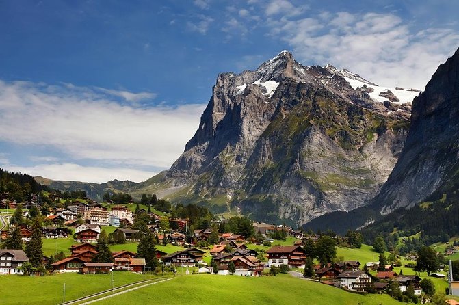 Swiss Alps: Interlaken and Grindelwald Day Trip from Zurich - What This Zurich Day Trip Really Offers