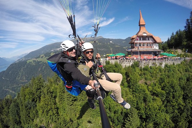 Tandem Paragliding Experience from Interlaken - Photos and video: worth the extra 40 francs?