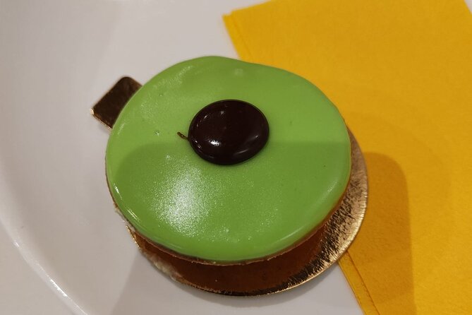 Taste Lausanne – A Full Swiss Food Tour by Do Eat Better - Why this food walk works in Lausanne