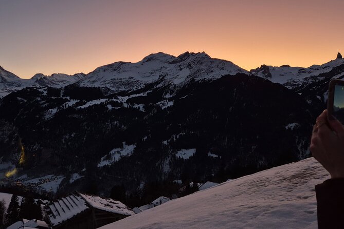 The best Sunset hike with Cheese Fondue - Why the fondue setting makes this tour different