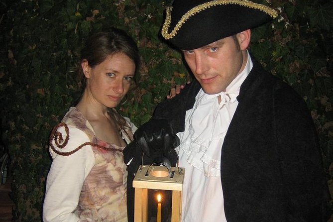 The nightwatchman's secret - Entering Basel’s little Venice at night