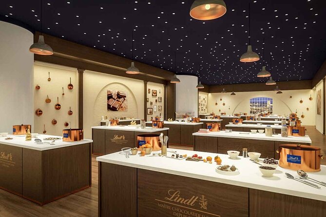 Tour in Lindt Home of Chocolate Museum From Zurich With pickup - Leaving Zurich for Kilchberg