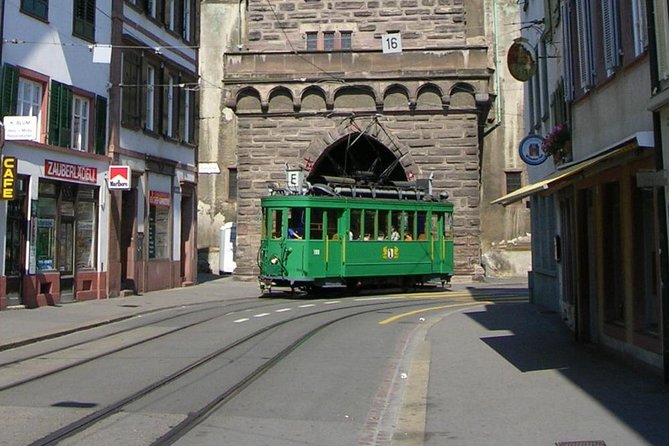 Tour on the vintage tram - Key points to know before you board