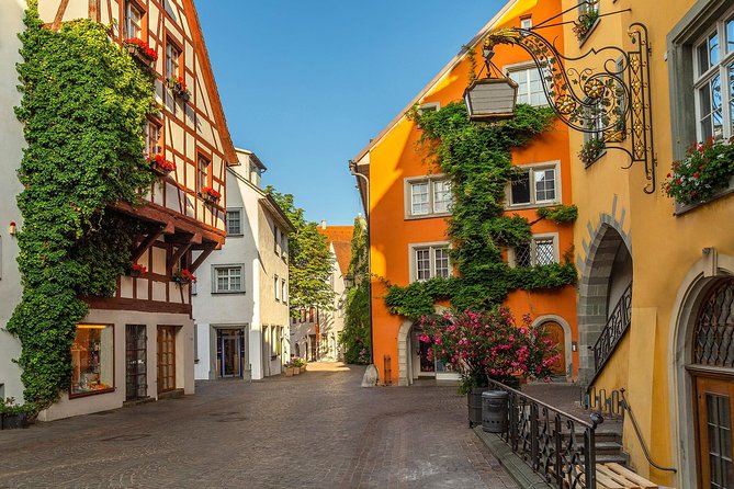 Trip to 4 Countries: Liechtenstein, Austria, Germany, Switzerland - The driver-guide question matters