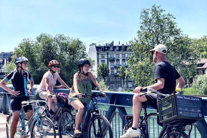 Urban Bike Tour Zurich - Letten, Platzspitz, and Zurich’s river life
