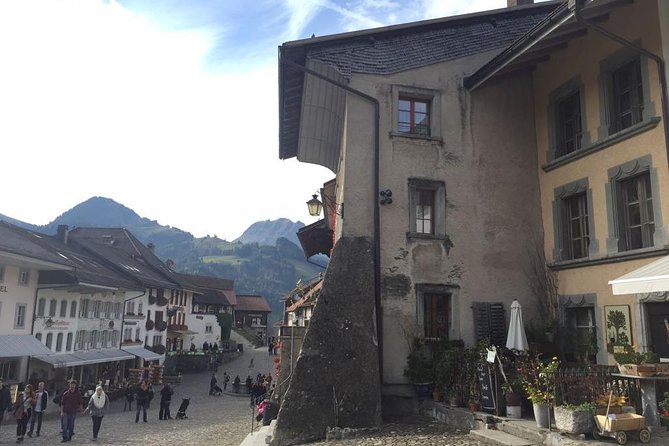 Winter Gruyères, chocolate & cheese tour from Lausanne - How the day usually feels