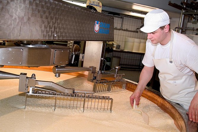 Winter Gruyères, chocolate & cheese tour from Lausanne - Who will get the most from this excursion