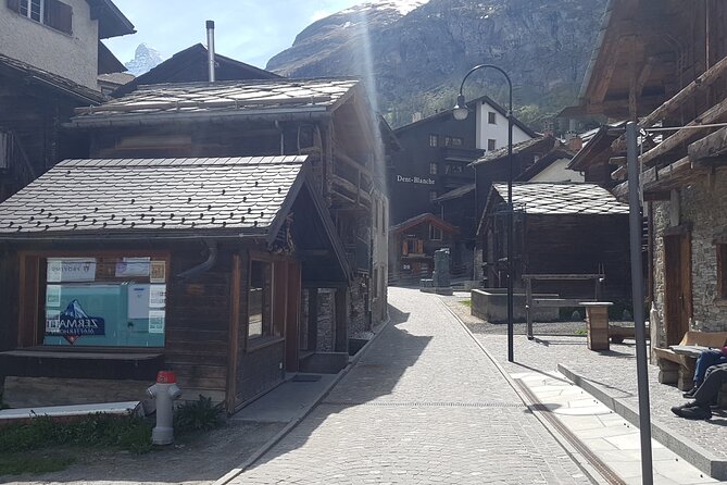 Zermatt 2-Hour Small Group Village Walk - Hinterdorfstrasse and the old village lanes