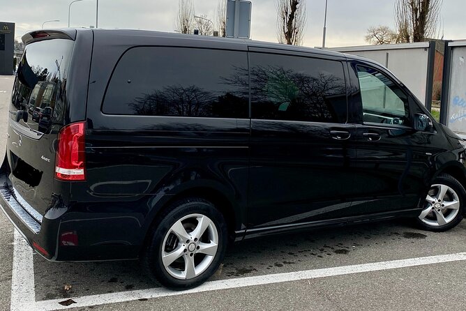 ZRH Zurich Airport to Zurich City Private Transfer–Winter Special - Winter bookings and holiday timing