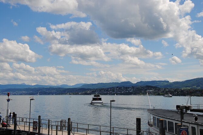 Zurich 360° City Walk Tour Including Hidden Spots - St. Peter’s clock and Roman traces