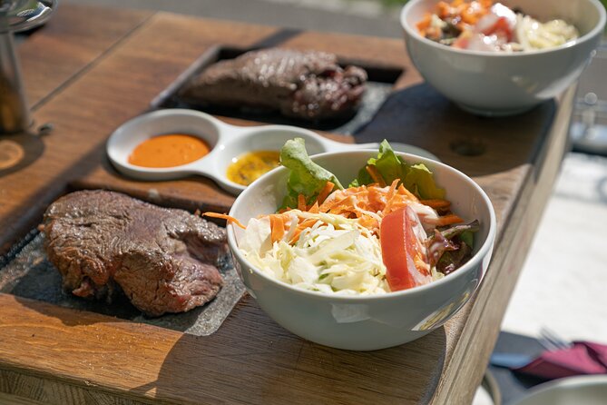 Zürich eTukTuk Tour - Hot Stone BBQ and Wine - What this Zurich Tuk Tuk dinner is really like