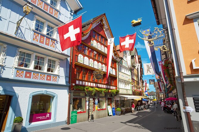 Zurich Open Top Bus, Chocolate and Cheese Factory Tour Appenzell - The guide matters more than usual