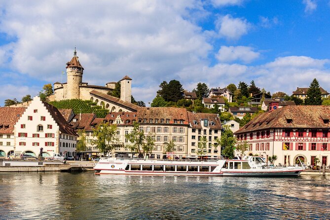 Zürich: Private Car Tour to Rhine Falls, Titisee and Black Forest - What the private car adds