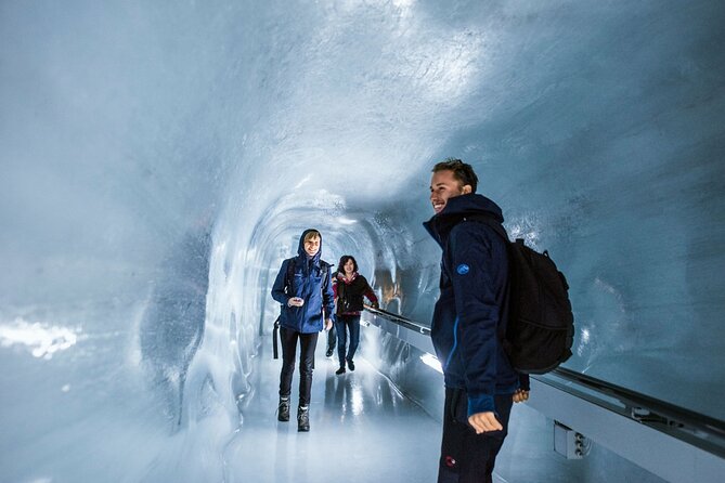 Zurich: Small group tour to Jungfrau, Grindelwald & Interlaken - Inside the Ice Palace and Alpine Sensation