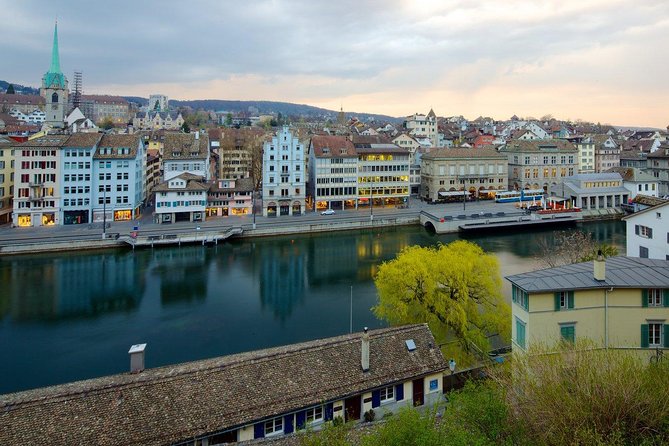 Zurich Walking Tour With Cruise and Aerial Cable Car - What to wear and how to handle the pace